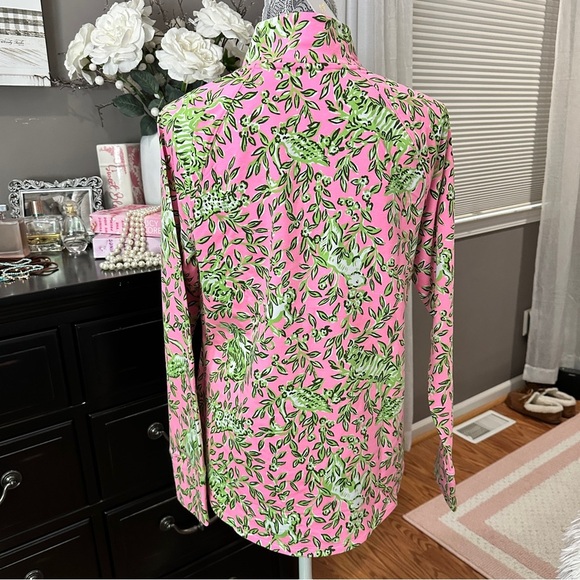 Lilly Pulitzer Skipper Popover UPF 50+ Rousseau Pink | Size M - Picture 4 of 16